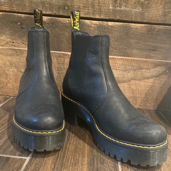 Dr. Martens Black Leather Platform Chelsea Boots - Picture 1 of 6